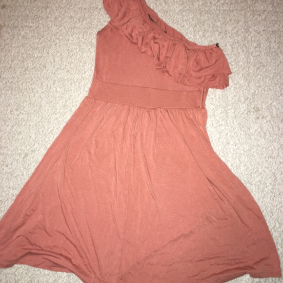 Tan/Peach Forever 21 Off The Shoulder Dress - Picture 6 of 7
